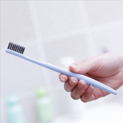 China's new candy-colored girl tufting travel portable toothbrush